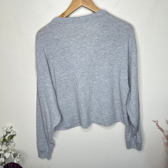 ALO YOGA Alolux Soho Cropped Henley Top Heather Gray Sz M {OO27} - Picture 3 of 4